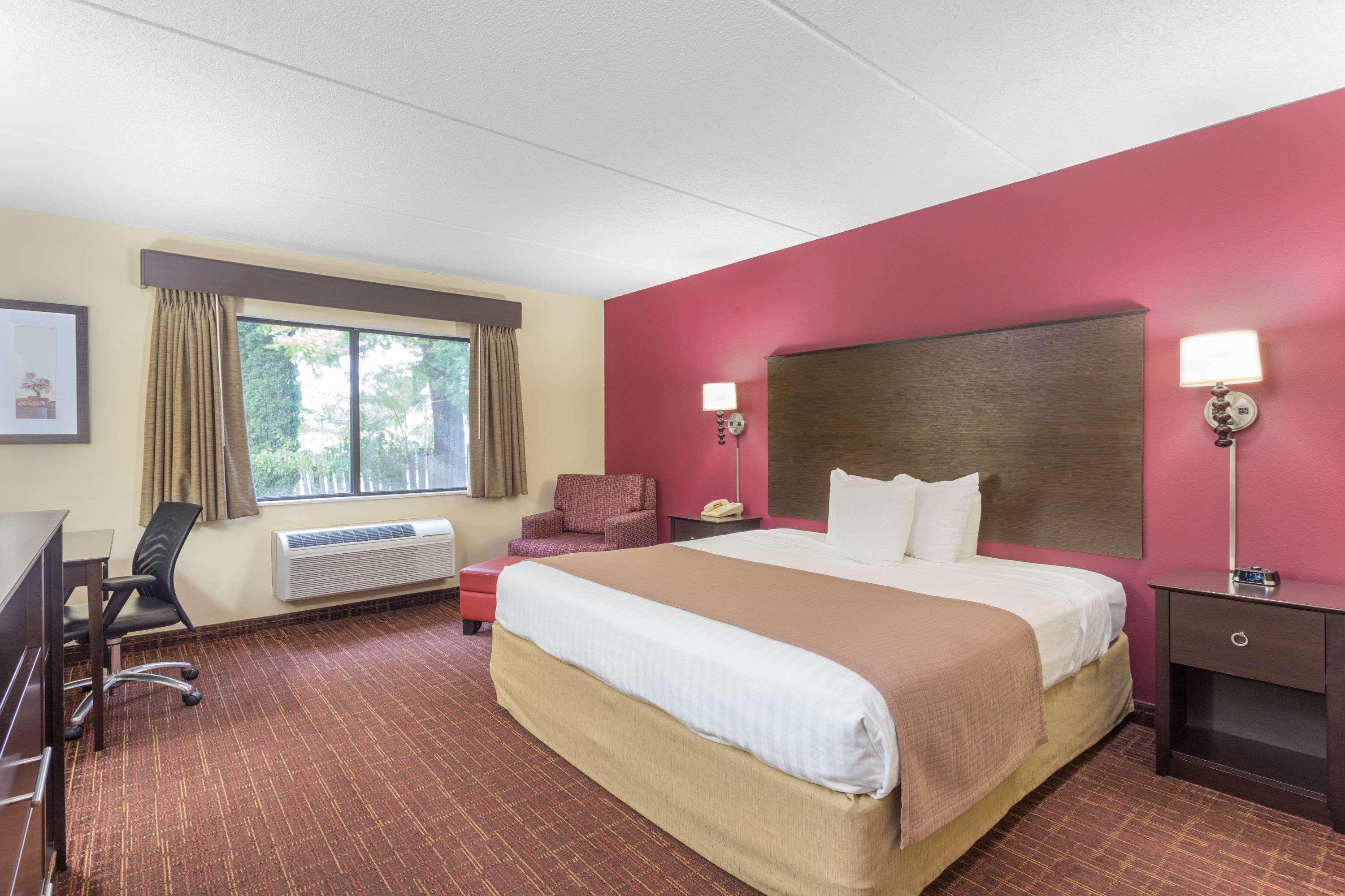 Americinn By Wyndham Madison South Esterno foto